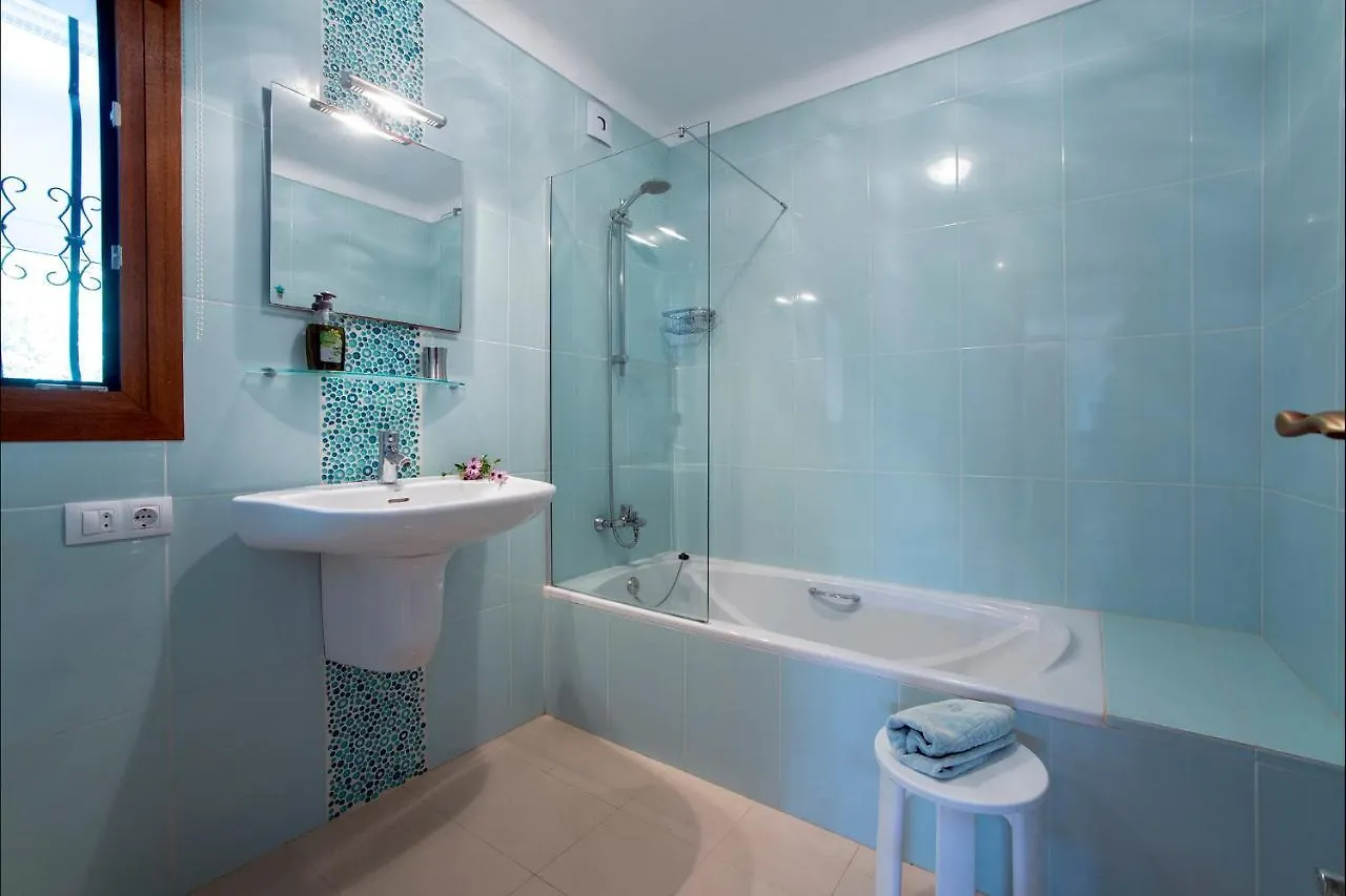 Casa Baskings Villa Porto Petro